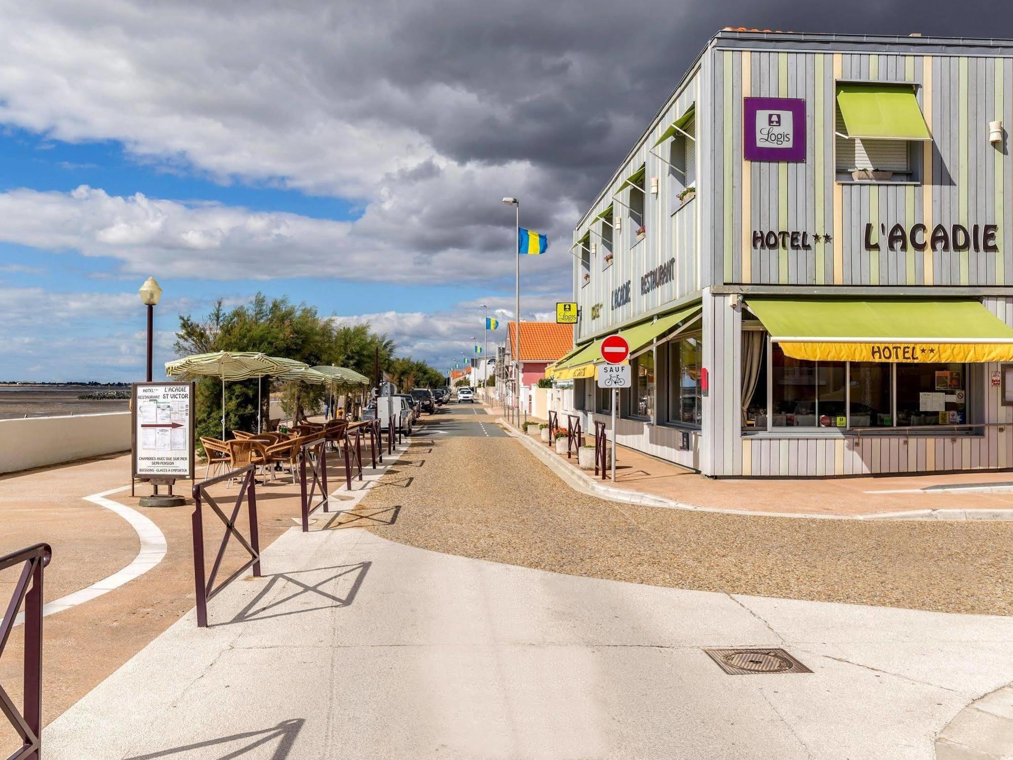 Acadie Saint Victor - Hotel Restaurant - Face Mer - Chatelaillon Plage المظهر الخارجي الصورة